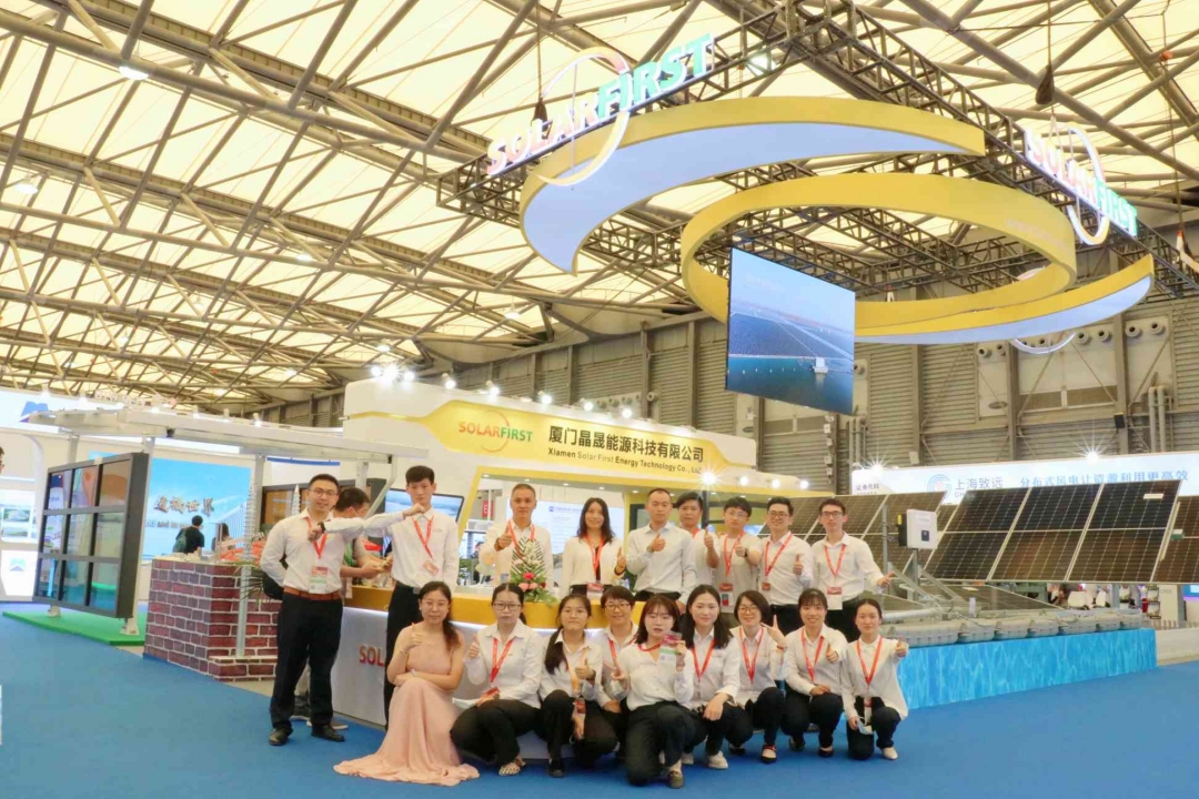 Le succès du SNEC 2021SolFirsTechTully terminé, SolFirsTech a poursuivi la lumière vers l'avant.