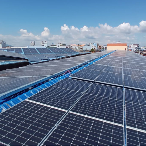 Projet de montage sur toit métallique de 4 MW au Vietnam 2020