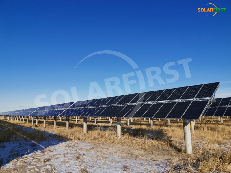 Projet de suivi à axe unique plat de 38,5 MW de Zhangbei