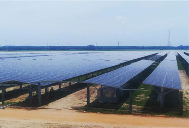 Centrale photovoltaïque SolFirsTech Vietnam de 108 MWc en 2020