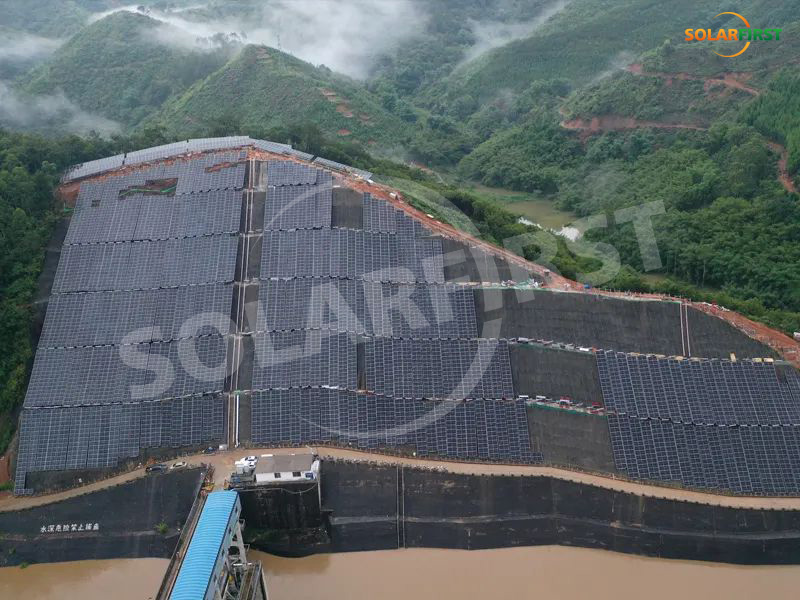 Le projet de démonstration de la solution de montage de câbles suspendus flexibles à grande pente raide de Wuzhou sera connecté au réseau.