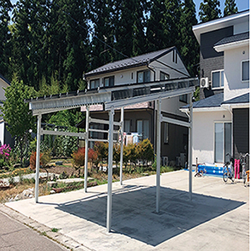 Projet de carport solaire de 640 kW (6,4 kW x 100 unités) au Japon en 2020