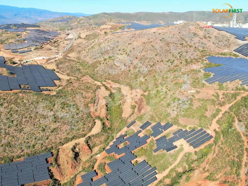 Projet de station photovoltaïque terrestre de 60 MWc au Yunnan