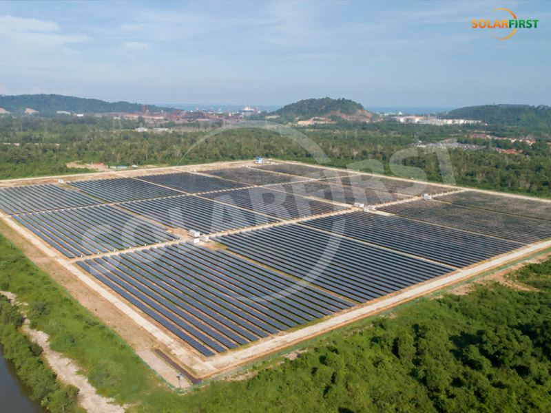 Projet de centrale électrique terrestre de 23 MWc en Malaisie