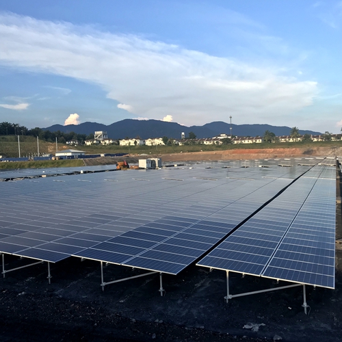 Projet de montage solaire au sol de 60,4 MW en Malaisie 2017