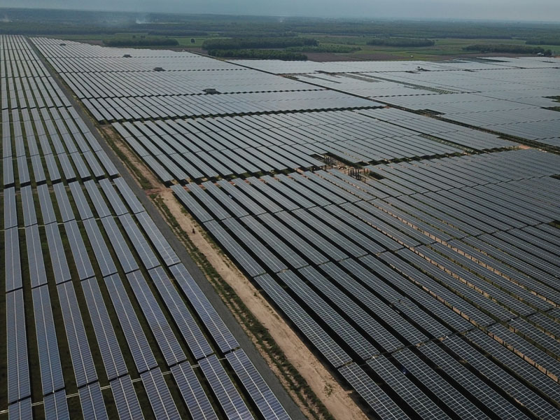 Jiangxi : Adhérer au développement centralisé et distribué, promouvoir vigoureusement le développement photovoltaïque
