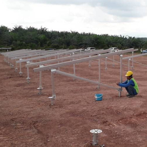 Projet de montage au sol de pieux vissés solaires de 45 MWc en Malaisie (2020)
