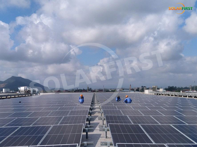 Projet de centrale électrique sur toit de 2 MWc au Vietnam