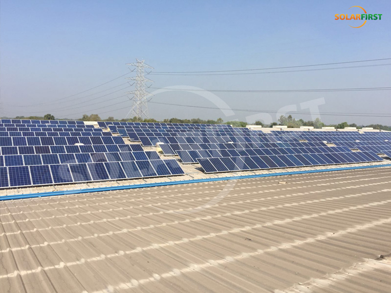 Support de toit réglable de 15 MW en Inde